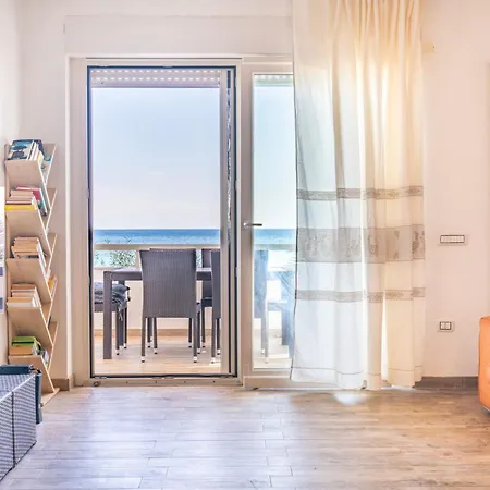 Porta Sul Mare A Holiday home Capitana